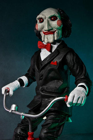 [PREORDINE] Action Figure Saw Billy con Triciclo 30 cm - NECA - Action figures: 30 cm