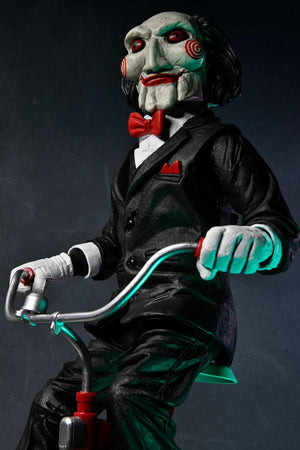 [PREORDINE] Action Figure Saw Billy con Triciclo 30 cm - NECA - Action figures: 30 cm