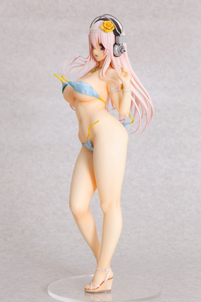 [PREORDER] Super Sonico Statue 1/4.5 Super Sonico Summer Vacation Ver. 35 cm