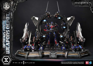 [PREORDINE] Transformers: Dark of the Moon - Statua Optimus Prime Weapons Depot 127 cm - Prime 1 Studio - Statue