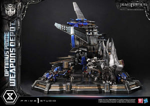 [PREORDINE] Transformers: Dark of the Moon - Statua Museum Masterline Optimus Prime Weapons Depot Bonus Version 127 cm - Prime 1 Studio - Statue