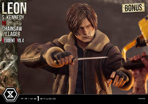 [PREORDINE] Statua Resident Evil 4 Ultimate Premium Masterline 1/4 Leon S. Kennedy vs Chainsaw Villager Bonus Ver. 76 cm - Prime 1 Studio - Statue